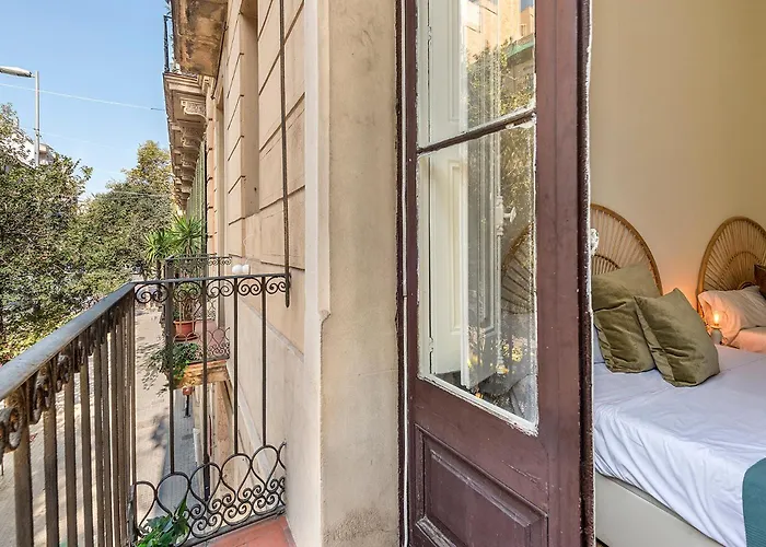 Arago Suites